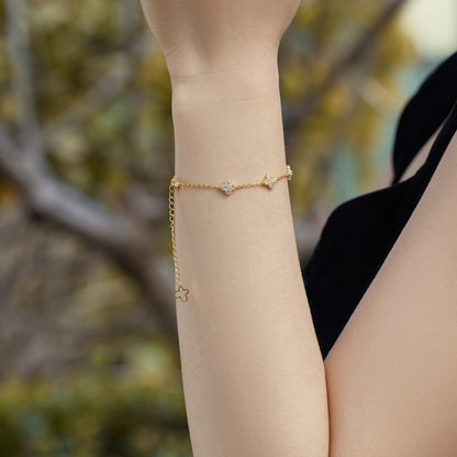 [Amore Jewelry]Four-Leaf Clover Hollow Butterfly Bracelet