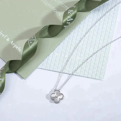 [Opulent Aurora]CLOVER  15MM DIAMOND LASER NECKLACE SILVER