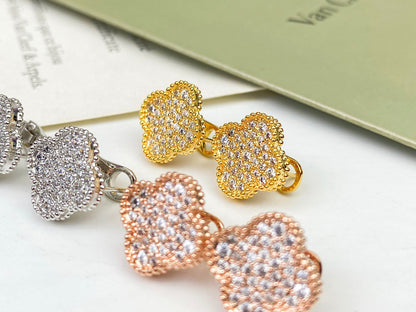 [Amore Jewelry]CLOVER DIAMOND STUD EARRINGS