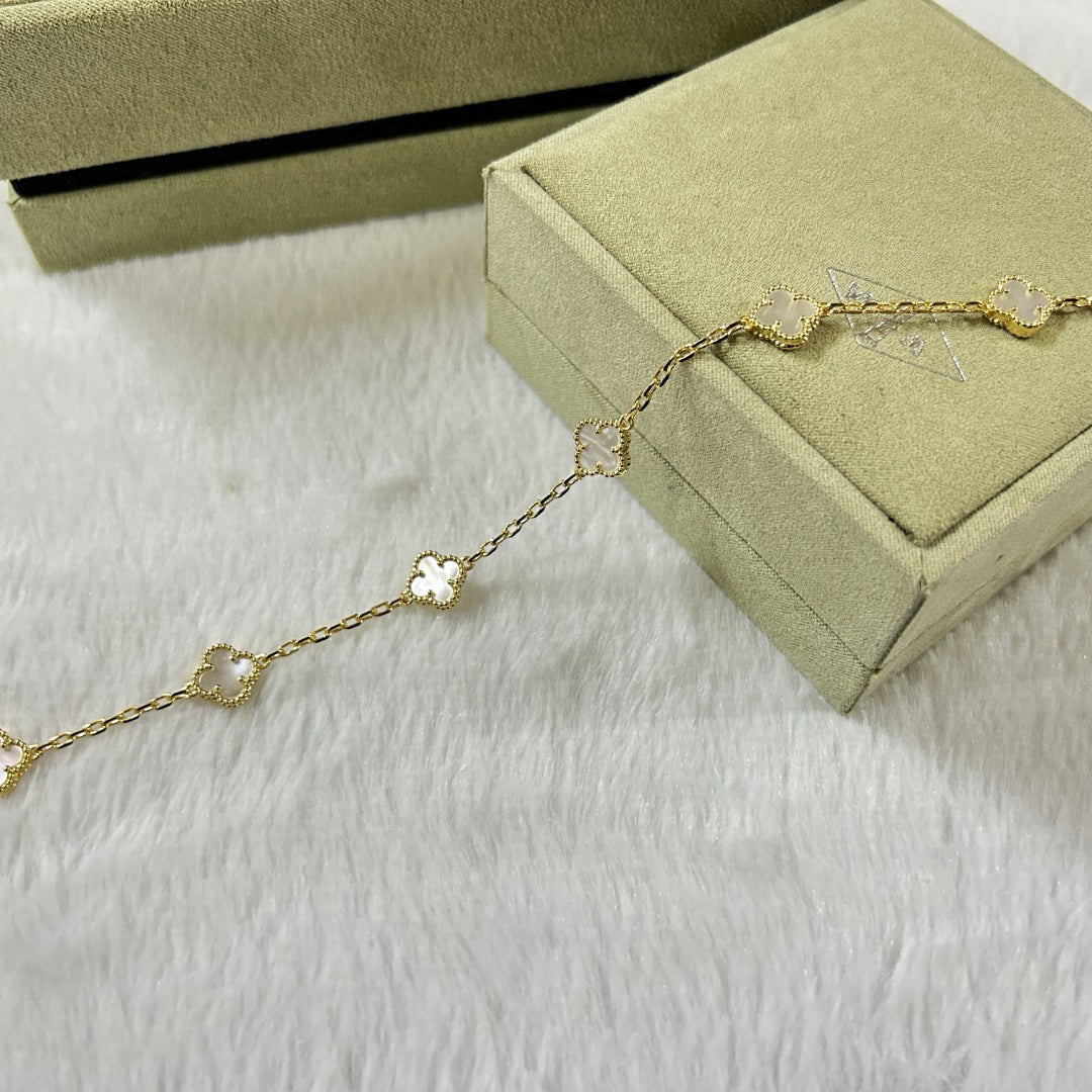 [Opulent Aurora]CLOVER 6 MOTIF WHITE MOP BRACELET