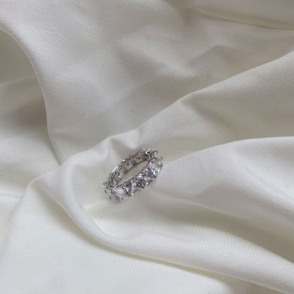 [Amore Jewelry]Elegant Princess Cut Tennis Ring