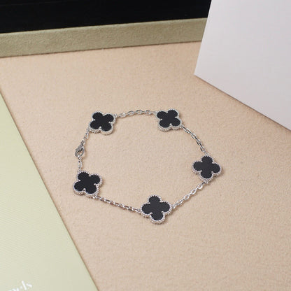 [Amore Jewelry] CLOVER 5 MOTIF ONYXS BRACELET COLLECTION