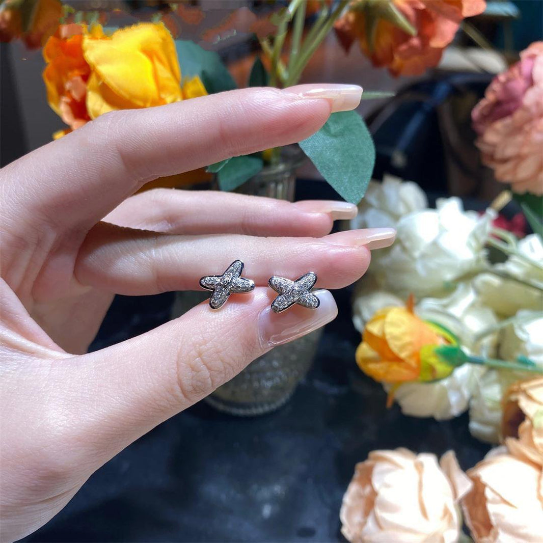 [Amore Jewelry]JEUX DE SILVER DIAMOND EARRINGS