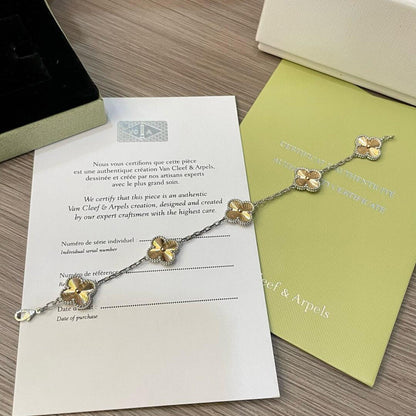 [Amore Jewelry]CLOVER  5 MOTIFS  CHRISTMAS LIMITED EDITION BRACELET