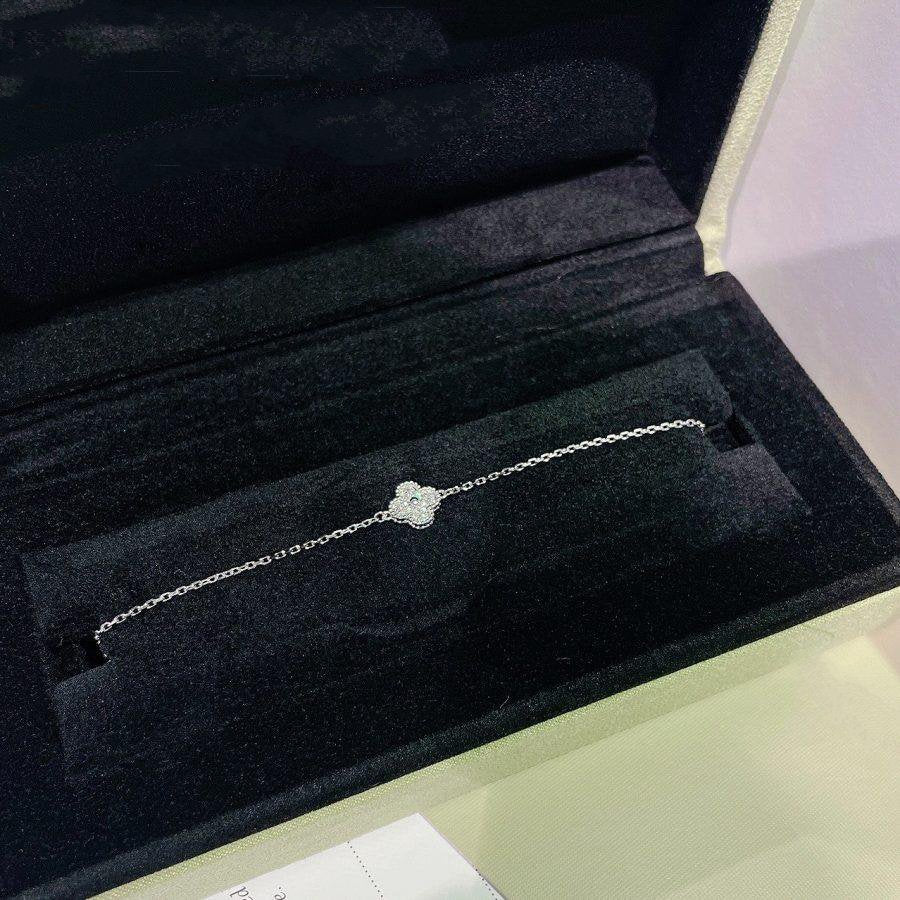 [Amore Jewelry]CLOVER  SINGLE FLOWER BRACELET SILVER
